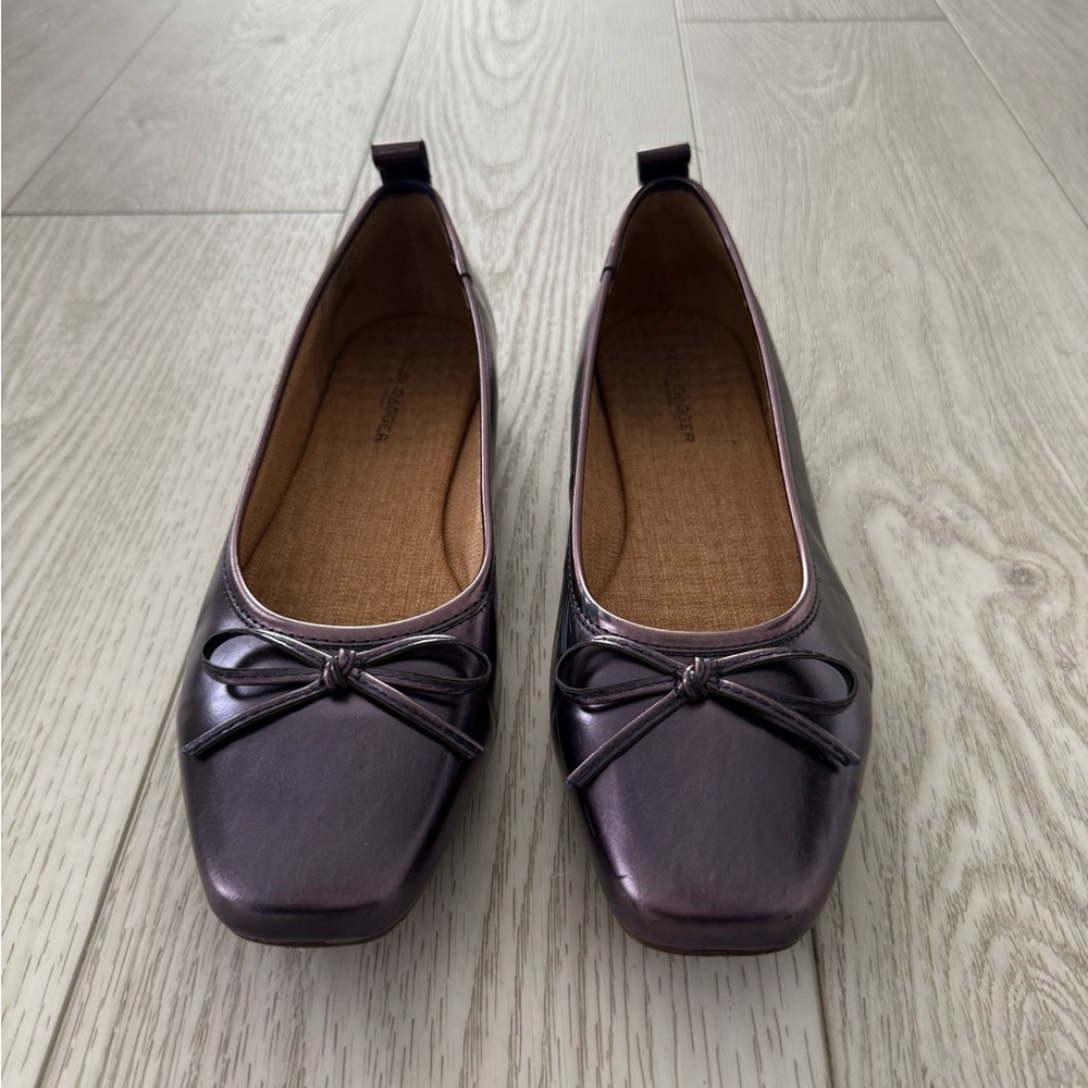 Elegant Metallic Blue Ballet Flats with Bow